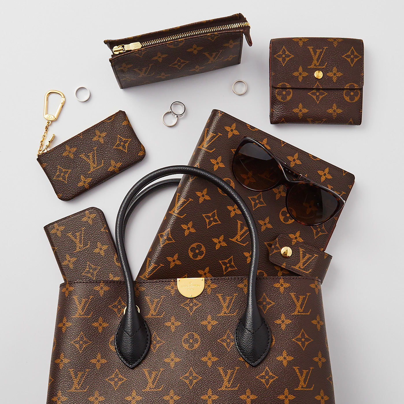 Pre-Owned Authentic Louis Vuitton Bags and SLGs | YoogisCloset.com